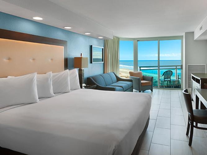 Captain's Quarters Suite