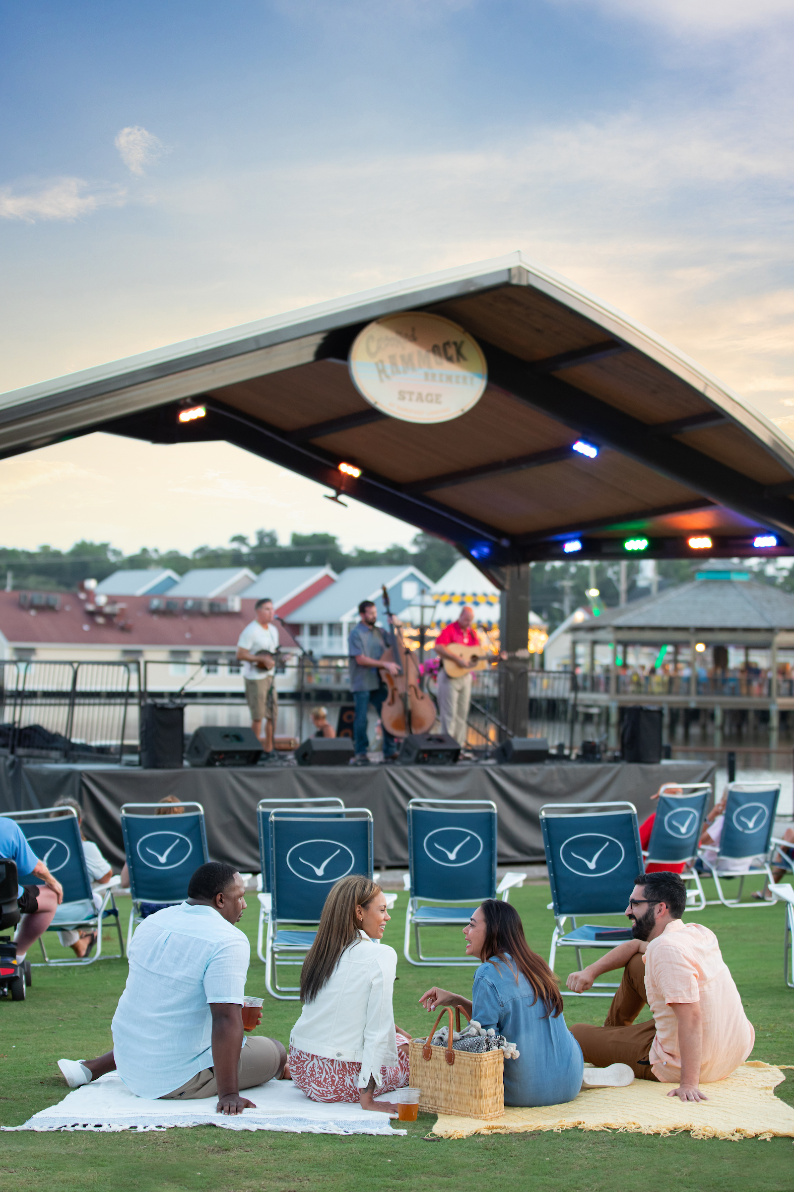 Barefoot Landing Live Music Summer Concerts