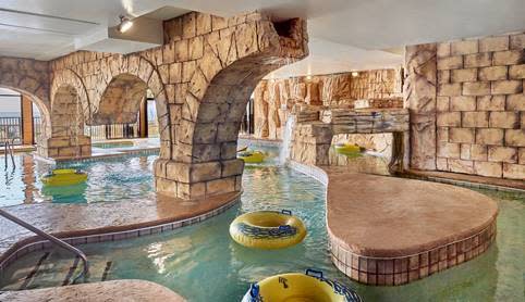 Island Vista lazy river