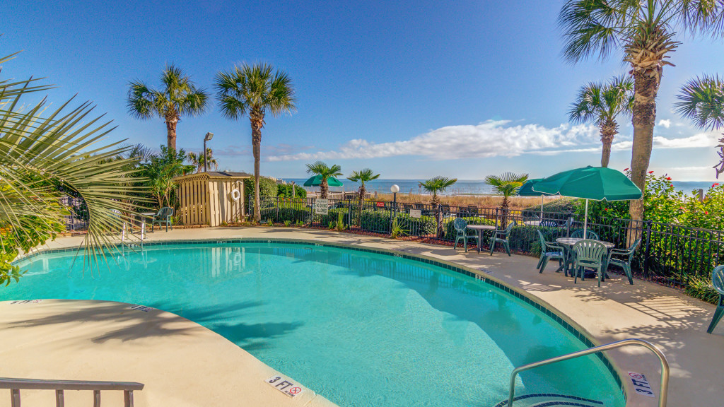 Palms Resort Outdoor Pool