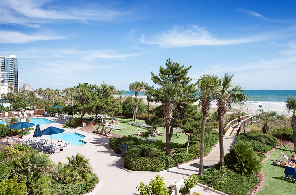 Beach Colony Resort: Girlfriend Getaway Deal! Photo