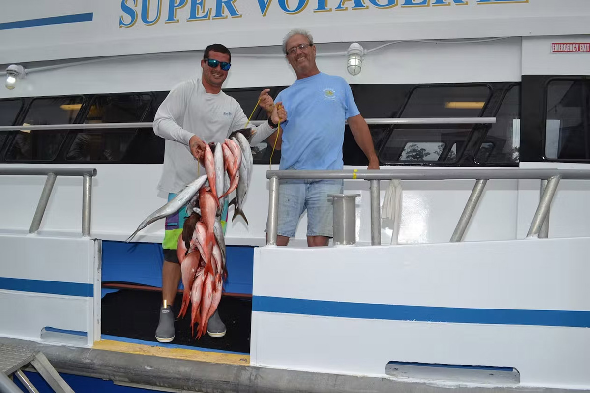 Voyager Deep Sea Fishing & Dolphin Cruises