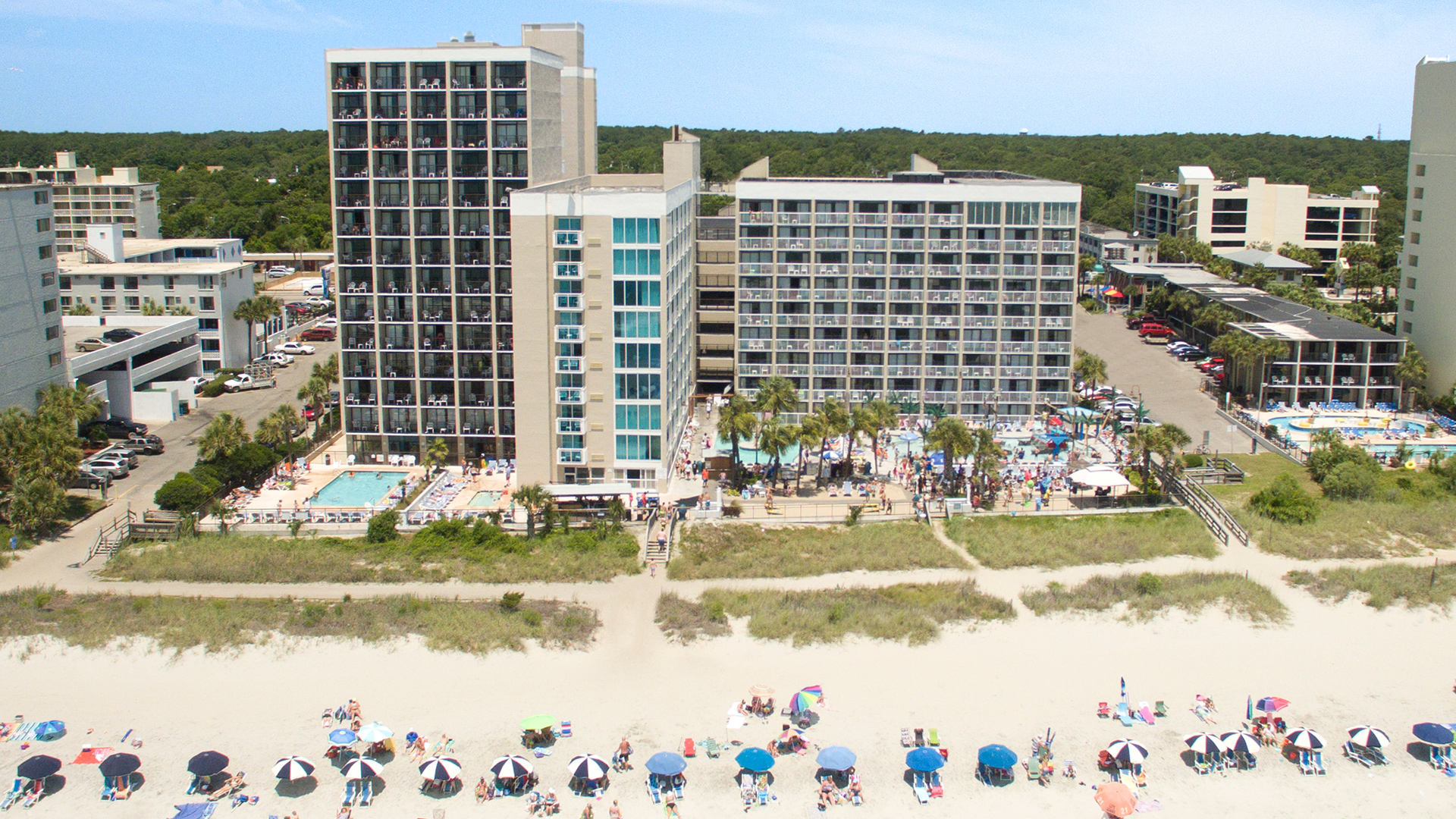 Captain's Quarters Oceanfront Resort Photo 5