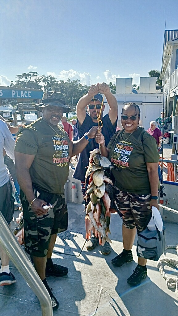 Crazy Sister Marina & Fishing Photo 4