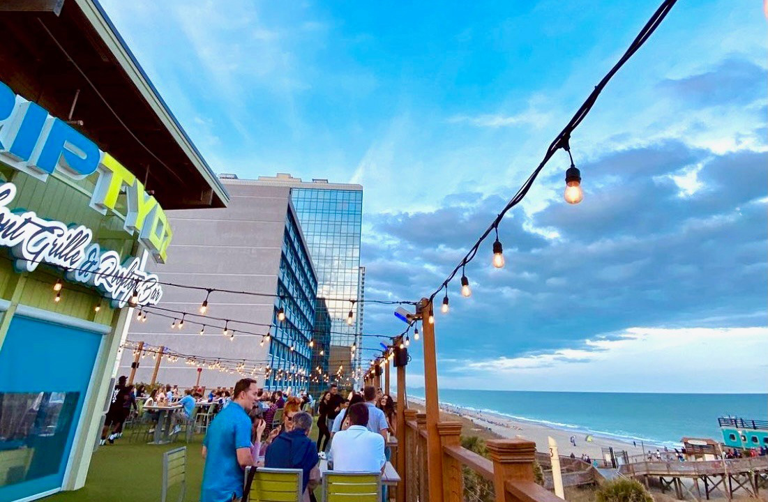 RipTydz Oceanfront Grille & Rooftop Bar Photo 2