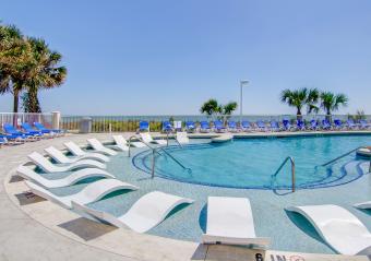 hotel BLUE: Free Fall Night! Photo
