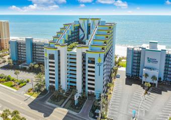 20% OFF + FREE Breakfast Daily at Monterey Bay Suites Photo