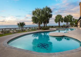 Stay More & Save More—FREE Nights Photo