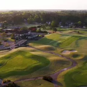 River Hills Golf & Country Club