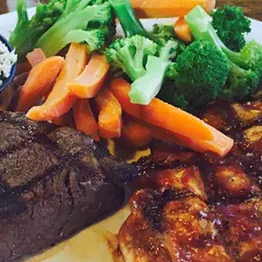 Thornys Steak dinner