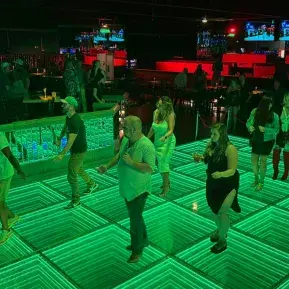 Vizionz Lounge - Free Admission for Two Photo