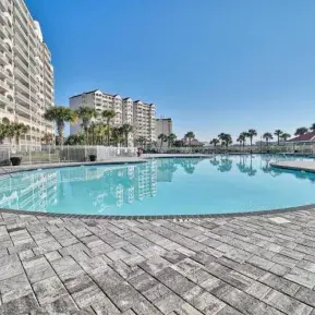 Barefoot Resort Rentals Photo