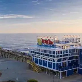 The Wicked Tuna at 2nd Avenue Pier Photo 2