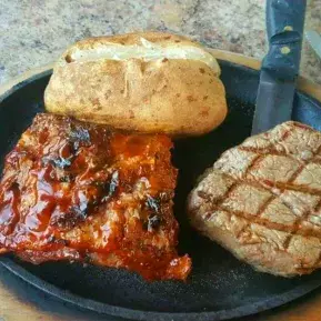 Damon's Oceanfront Grill Photo