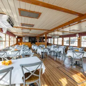 Barefoot Queen Riverboat Photo 5