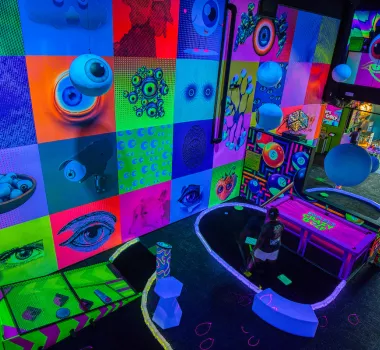 ripleyscrazygolfmirrormaze_065.jpg Inside one of the holes at Ripley's Crazy Golf
