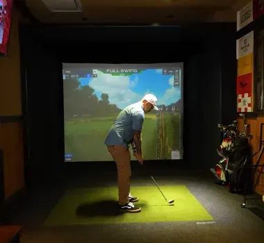 Twin Peaks Myrtle Beach Golf Simulator