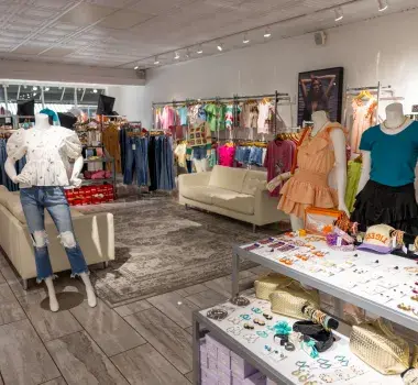 Moon Vine Boutique Loris
