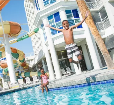 Crown Reef Resort