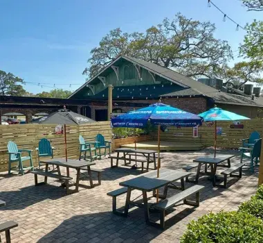 Bohemian Bull Tavern &amp; Beer Garden Photo 2