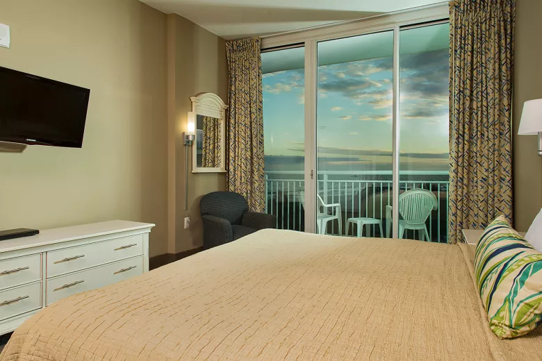 Avista Resort oceanfront bedroom