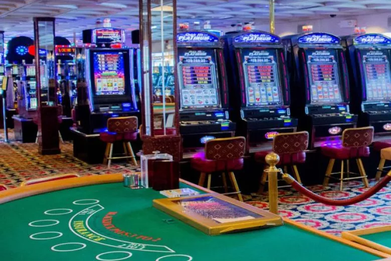 Big M Casino Black Jack and Slots