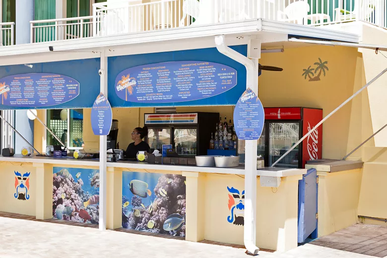 Avista Resort pool bar