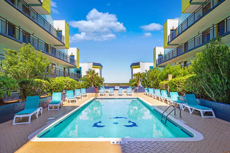 Monterey Bay rooftop pool