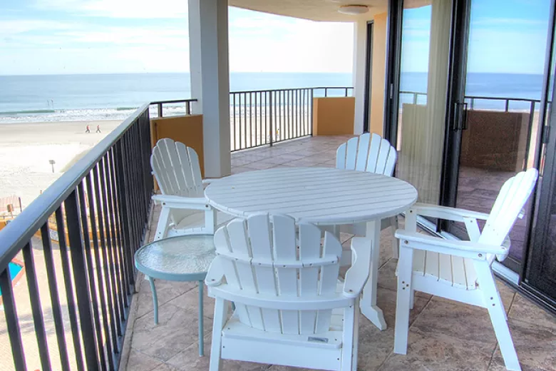 Booe Realty - balcony view of ocean