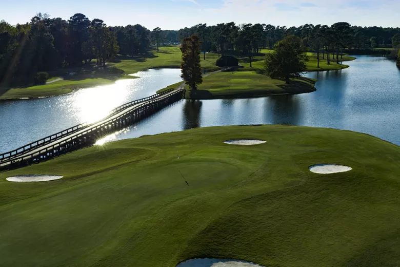 Sea Trail Willard Course hole #2 with green and water feature