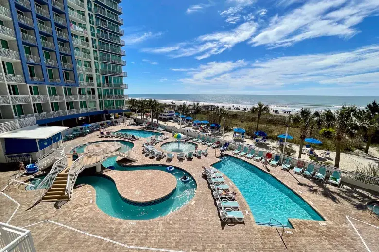 Save over 25% OFF + FREE Breakfast for 2 Daily on Stays of 4+ Nights! Photo