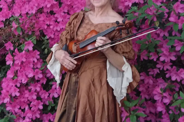 “Ghost Stories with Elizabeth Robertson Huntsinger” Photo