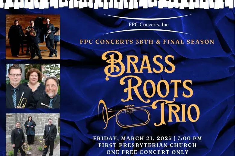 Brown Bradley's Promenades Photo