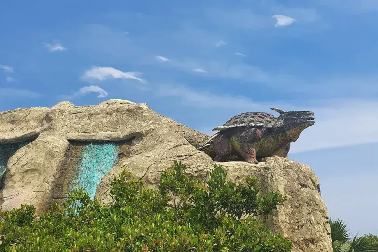 Dinosaur Adventure Mini Golf Photo 3