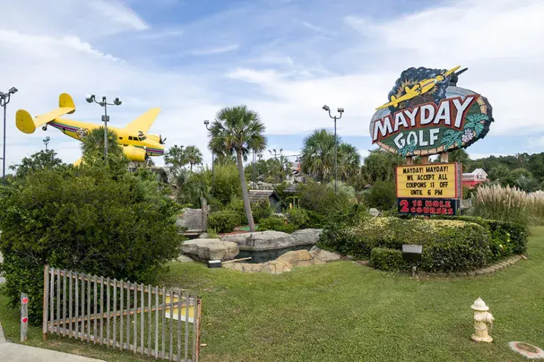 Mayday Golf Photo