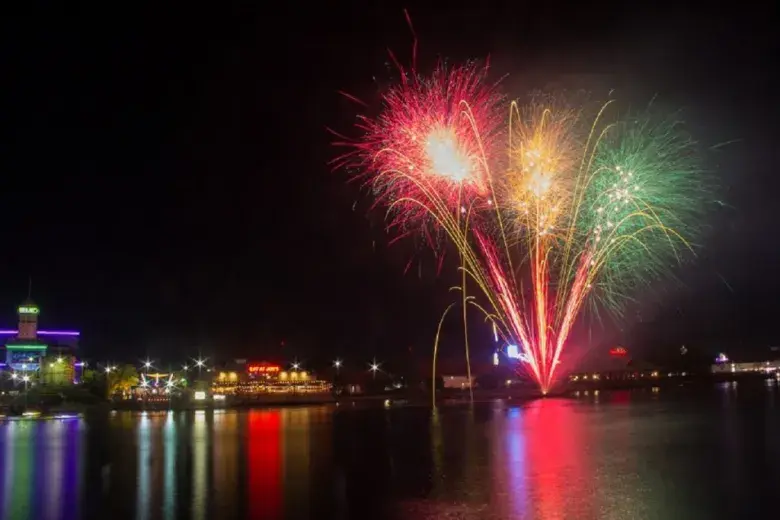 Broadway at the Beach Photo 3