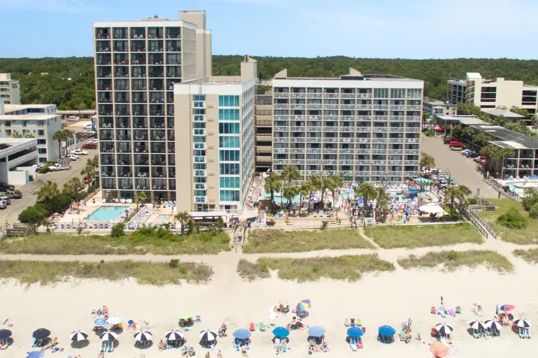 Captain's Quarters Oceanfront Resort Photo 5