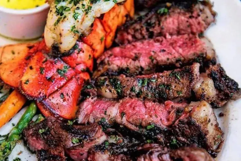 Crabby George's Seafood Buffet Photo 2