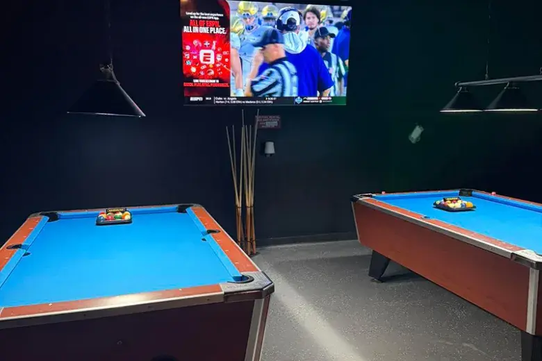 Vizionz Live Music and Lounge Photo 2