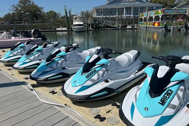 Crazy Sister Watersports & Boat Rentals Photo 7