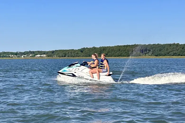 Crazy Sister Watersports & Boat Rentals Photo