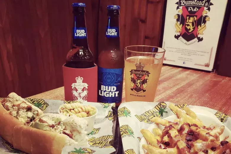 Dagwood's Deli & Bumsteads Pub Photo