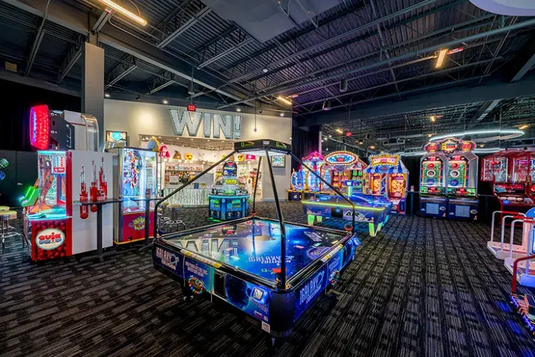 Dave & Buster's Photo 2