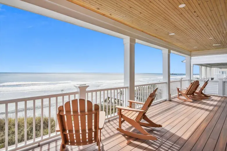 Elliott Beach Rentals Photo