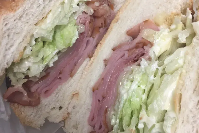 Mama Mia Pizzeria Photo 2