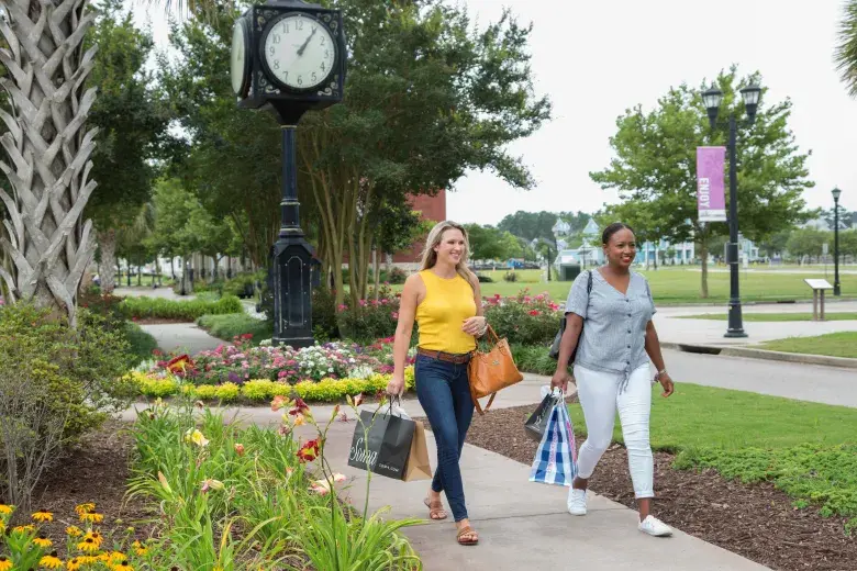 The Market Common Photo 4