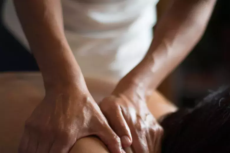 MassageLuXe Photo