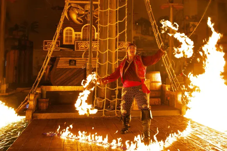 Things are heating up at Pirates Voyage! Photo 4