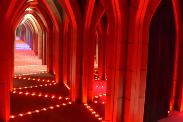 Ripley's Mirror Maze Photo