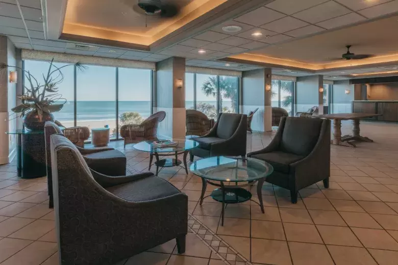 Lobby Photo 5